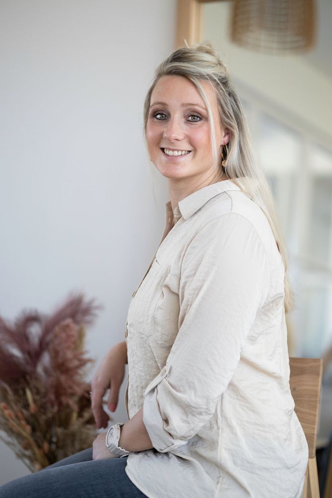 Praktijk Movene - Vrouwencoach + geluk terugvinden - Laura Eekhoudt